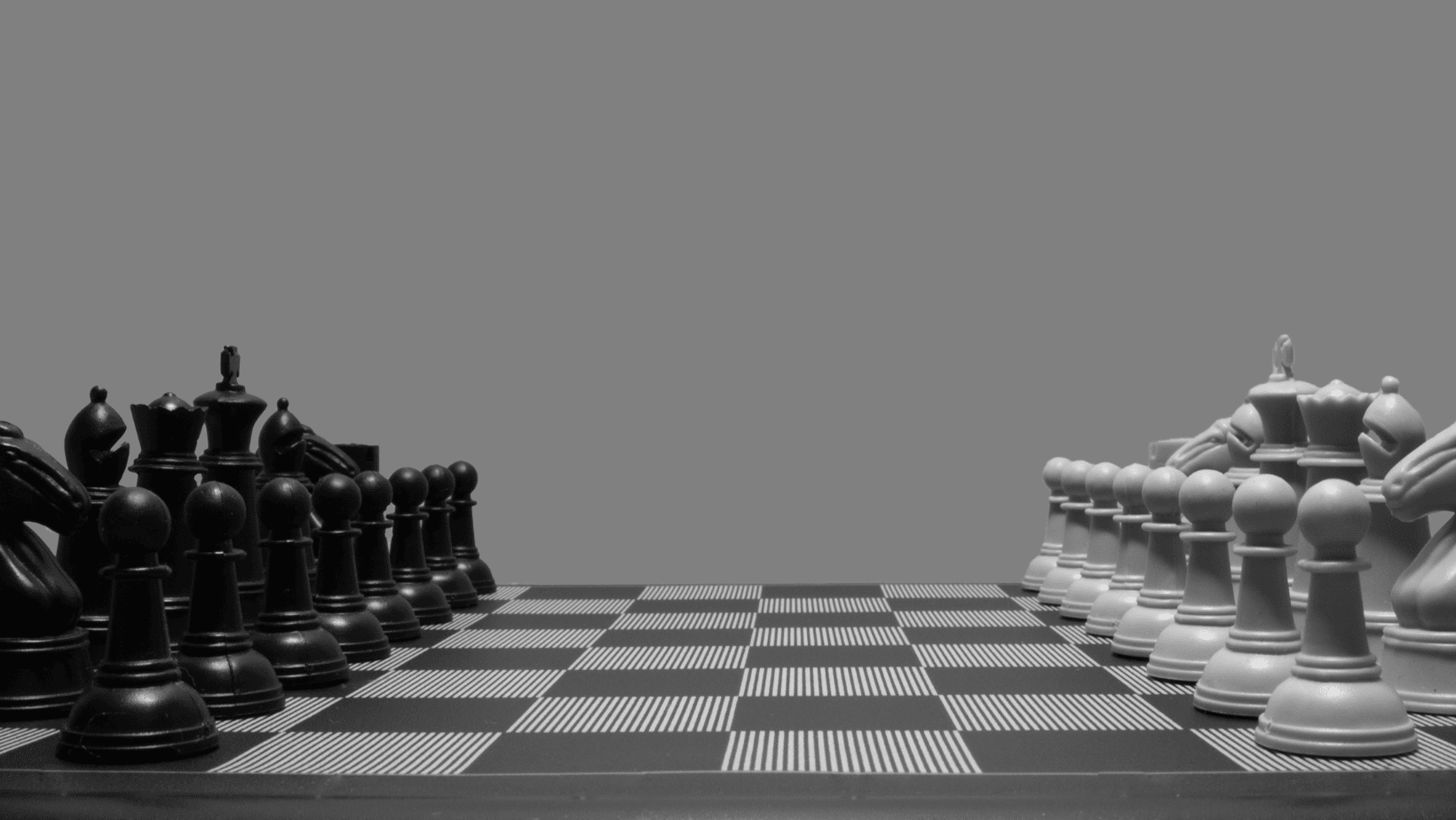 שחקני שחמט על הלוח